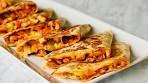 TRADITIONAL CHICKEN QUESADILLAS 👩🏻🍳🌮 WITH ...