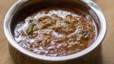 Ulli Theeyal Recipe