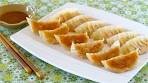 Vegetable Gyoza (Vegetarian Fried Dumplings) 野菜餃子の ...