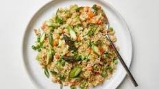 Xueci makes Chinese egg fried rice