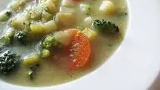 Curry-Laced Potato, Carrot and Broccoli Soup