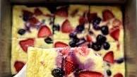 Easy Breakfast Berry Yogurt Bake