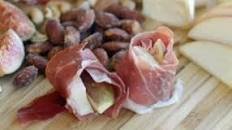 Fig, Brie and Prosciutto Bites