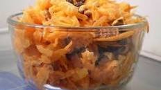 Healthy & Delicious: Carrot and Raisin Salad Recipe