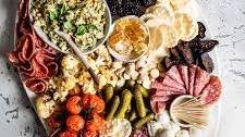How to Build a Dinner-Worthy Charcuterie Board