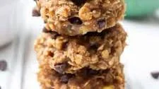 4-Ingredient Peanut Butter Banana Oatmeal Cookies