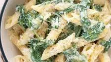 40 Meatless Recipes: Spinach pasta
