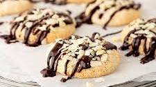 Almond Macaroons (with chocolate drizzle)