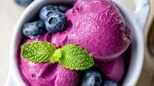 Blueberry Frozen Yogurt