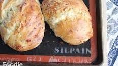 Cheddar Cheese and Chive Bread