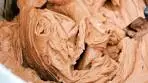 CHOCOLATE BUTTERCREAM FROSTING | quick chocolate ...
