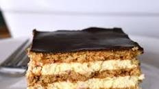 Chocolate Éclair Cake