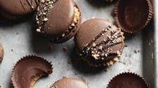 Chocolate Peanut Butter Macarons