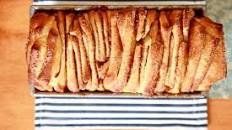 Cinnamon Sugar Pull-Apart Bread