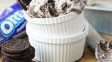 Cookies and Cream Frozen Yogurt
