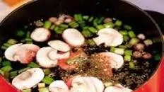 COQ AU VIN FONDUE FROM "THE MELTING POT"