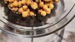 CRISPY CHICKPEA GREEK SALAD This is a super quick and ...