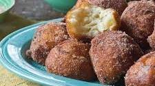 Dessert Recipe: Churros Balls With Warm Chocolate Dipping Sauce