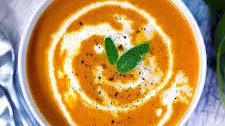 Easy, Creamy Pumpkin Sage Soup (with canned pumpkin)