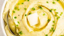 Easy KitchenAid Mashed Potatoes