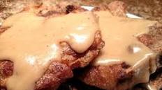 Fried Pork Chops & Country Gravy