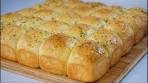 Garlic Dinner Rolls