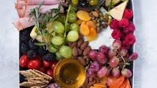 How to Make a Healthy Meat and Cheese Platter