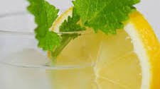 How to Make Lemon Balm Ice Tea