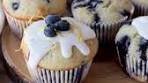 Juicy lemon blueberry muffins They come together in just a ...