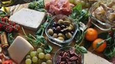 Make the Best Italian Charcuterie Board