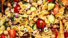 Mediterranean Chickpea Pasta Salad