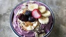 Peanut Butter Berry Banana Smoothie Bowl