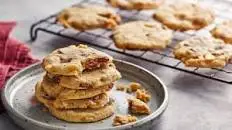 Peanut, cherry and fudge cookies