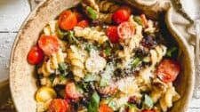 Pesto Pasta Salad with Sundried Tomatoes