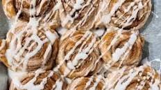 Puff pastry cinnamon rolls