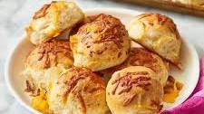 Recipe: Buttery Cheddar Herb Rolls