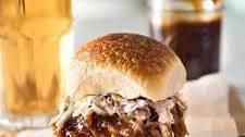 Slow Cooker BBQ Pulled Pork Sandwich