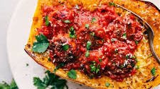 Spaghetti Squash with Meatballs