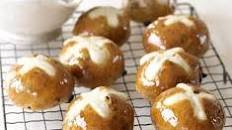 Spiced hot cross buns