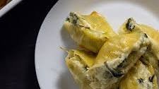 Spinach and Artichoke Stuffed Shells
