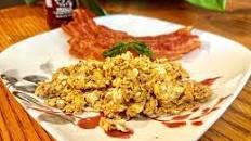 Sriracha Scrambled Eggs
