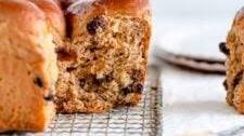 Super Fluffy Cinnamon Raisin Bread