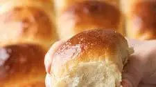 The Best Hawaiian Sweet Rolls