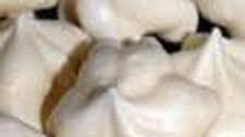 Vanilla Bean Meringue Cookies