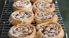 Apple Cinnamon Rollups