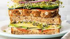 BEST VEGGIE HUMMUS SANDWICH