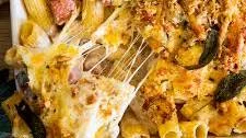 Cheesy leftover ham pasta bake
