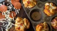 Cheesy Pepperoni Pizza Rolls