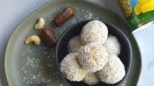 Coconut Cashew Pineapple Bites