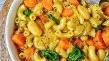 Cozy Vegetable and Macaroni Soup